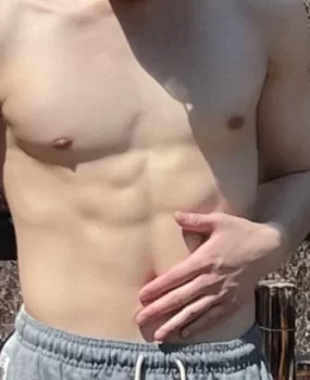 【年轻男孩】98年的弟弟 很猛很听话