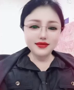 榆树旅店老板娘