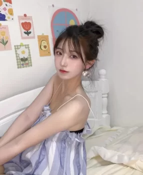 南宁清纯小妹，嫩的让人怜爱