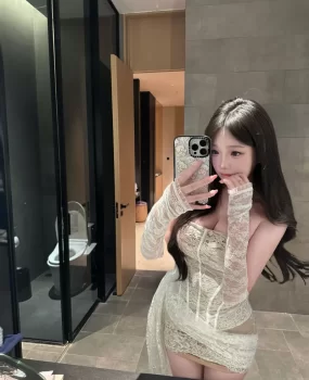 大波妹一线天超正点