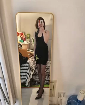 丰台方庄-恋足-足交少妇sm