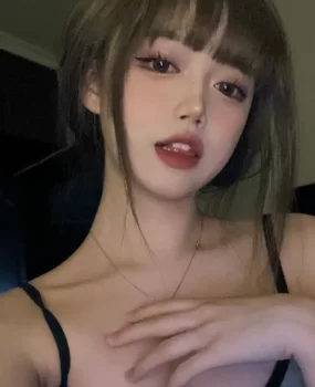 哈尔滨，高颜，不催不事，呆着一股骚劲。