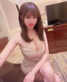 成都武侯区私密会所高颜值美女喜欢后入啪啪