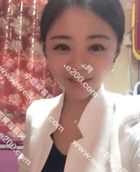 92年小骚货，活好不黏人母女二人