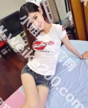 爽到爆自聊自做的妹子冰冰