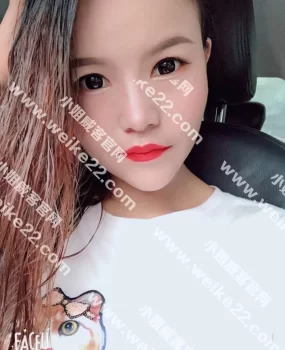 丰满漂亮雯雯体验爽歪歪