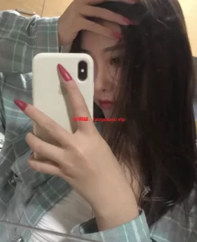 年轻妹子初下海