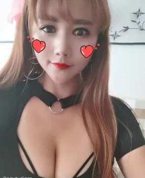 大胸妹，超性感