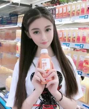 爆操蕾丝爆乳嫩模学生妹