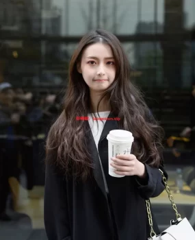 石家庄真实超嫩妹妹，下面很紧，水多