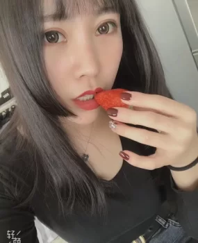 气质满满的妹子